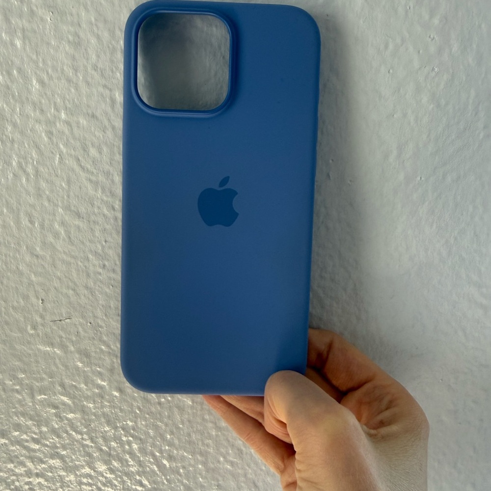 Apple Deep Blue Silicone iPhone Case